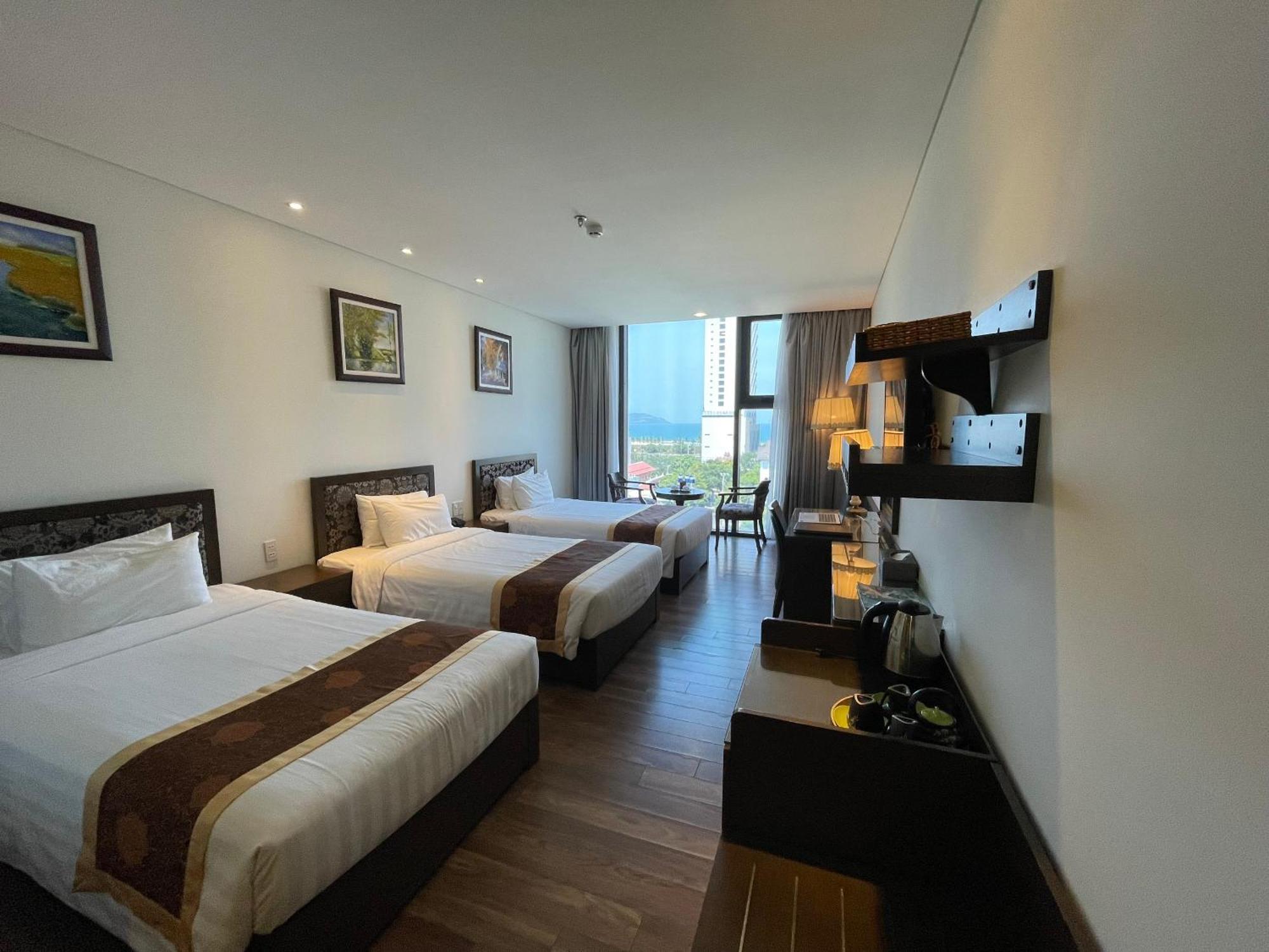 Danaciti Hotel Da Nang Zewnętrze zdjęcie